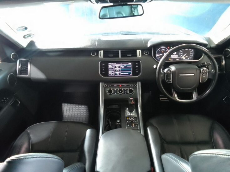 2015 RANGE ROVER SPORT 4.4 SDV8 HSE DYNAMIC – Dashboard
