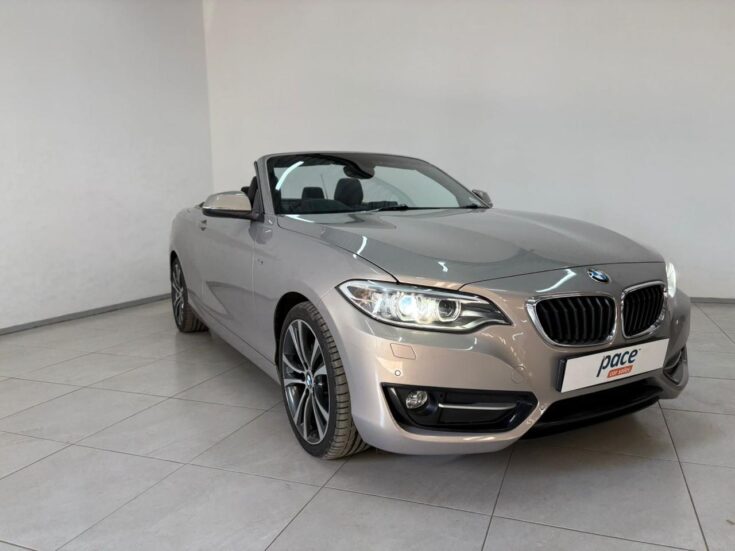 2017 BMW 220i CONVERT SPORT LINE A/T – Front Photo