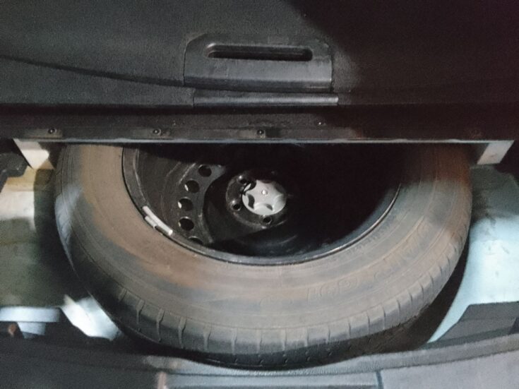 2017 NISSAN X-TRAIL 2.5 SE 4X4 CVT – Spare Wheel