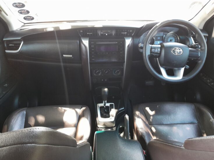 2017 TOYOTA FORTUNER 2.4 GD-6 R/B A/T – Dashboard