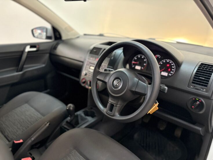 2017 VW POLO VIVO GP 1.4 TRENDLINE MANUAL – Interior