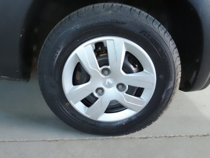 2018 RENAULT KWID DYNAMIQUE MANUAL – Wheel Example
