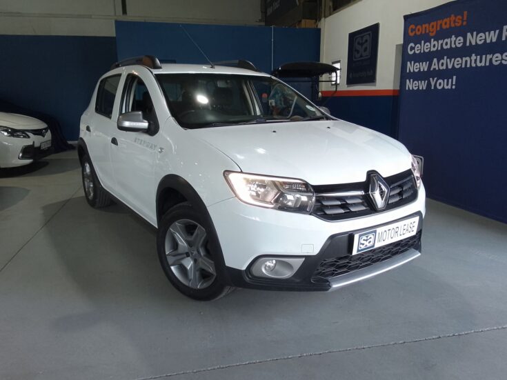 2018 RENAULT SANDERO 900T STEPWAY EXPRESSION – Front Feature Photo