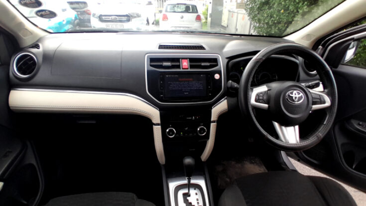 2018 TOYOTA RUSH 1.5 A/T – Dashboard