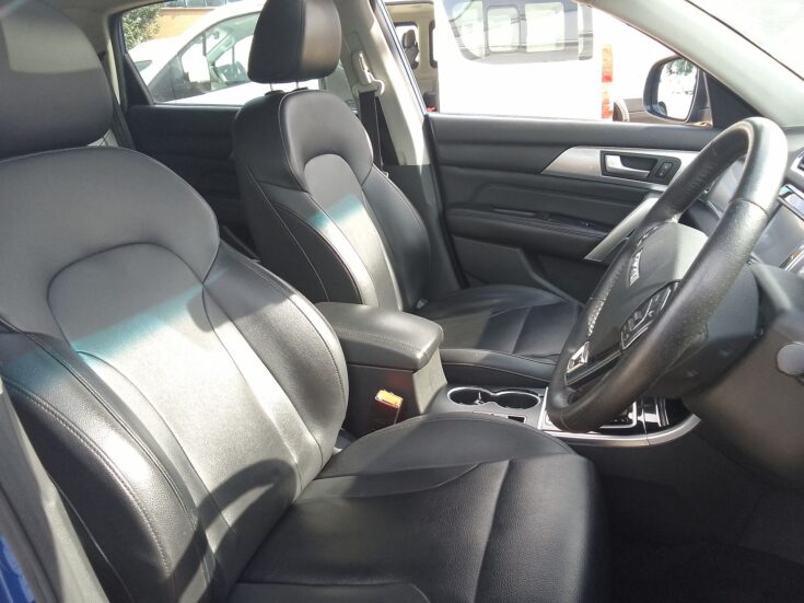 2019 HAVAL H2 1.5T LUXURY A/T – Front Seats