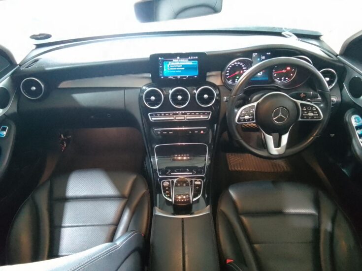 2019 MERCEDES BENZ C CLASS C180 A/T – Dashboard