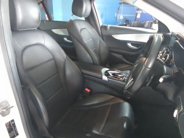 2019 MERCEDES BENZ C CLASS C180 A/T – Front Seats