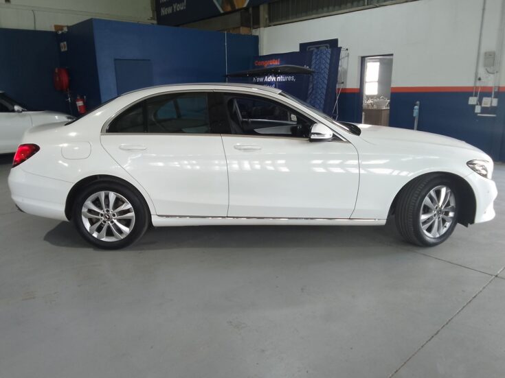 2019 MERCEDES BENZ C CLASS C180 A/T – Right Side Photo