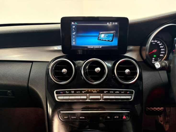 2019 MERCEDES BENZ C180 A/T – Boot / Loadbin