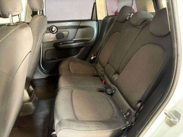 2019 MINI COOPER S COUNTRYMAN A/T – Interior