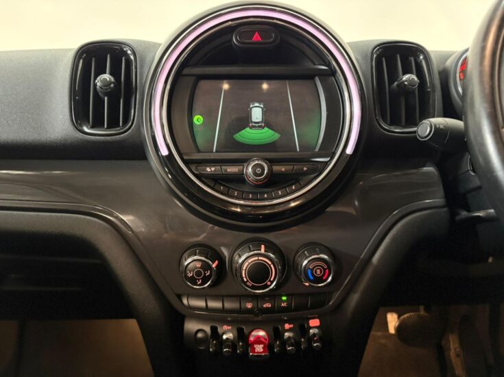 2019 MINI COOPER S COUNTRYMAN A/T – Left Side Photo