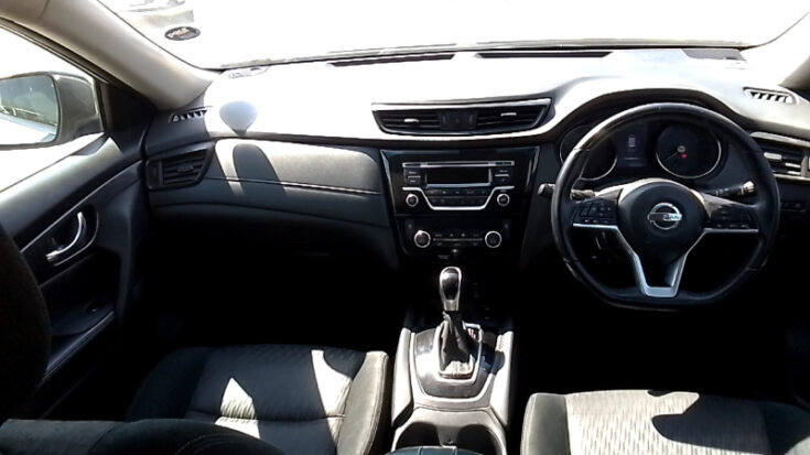 2019 NISSAN X TRAIL 2.5 ACENTA 4X4 CVT – Interior