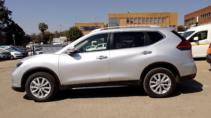 2019 NISSAN X TRAIL 2.5 ACENTA 4X4 CVT – Left Side Photo
