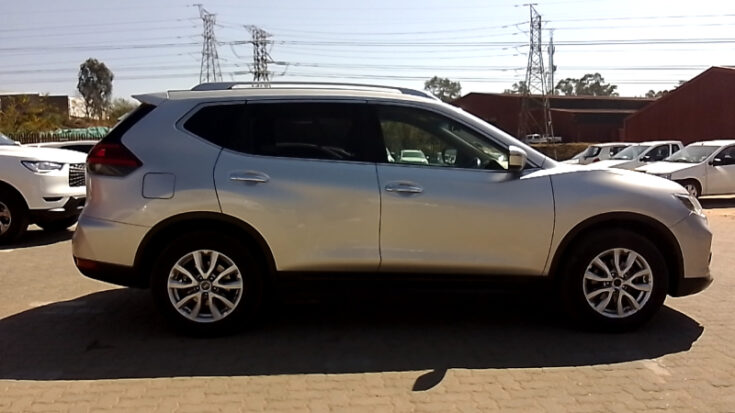 2019 NISSAN X TRAIL 2.5 ACENTA 4X4 CVT – Right Side Photo