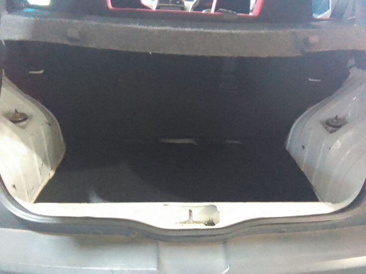 2019 RENAULT KWID DYNAMIQUE MANUAL – Boot / Loadbin