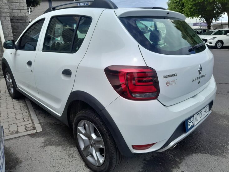 2019 RENAULT SANDERO 900T STEPWAY EXPRESSION – Back Feature Photo