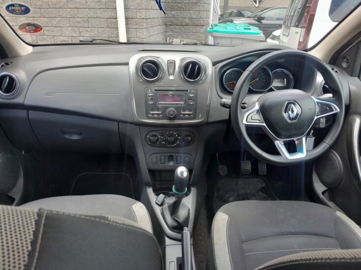 2019 RENAULT SANDERO 900T STEPWAY EXPRESSION – Interior