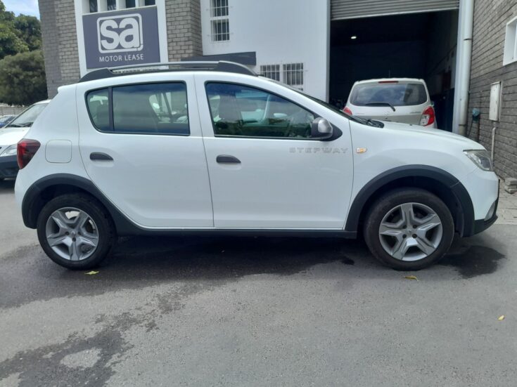 2019 RENAULT SANDERO 900T STEPWAY EXPRESSION – Right Side Photo