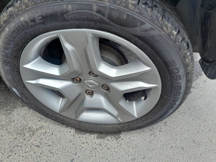 2019 RENAULT SANDERO 900T STEPWAY EXPRESSION – Wheel Example