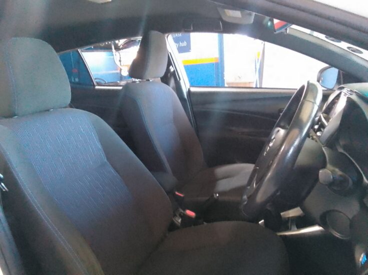 2019 TOYOTA YARIS 1.5 XS 5DR – Front Seats