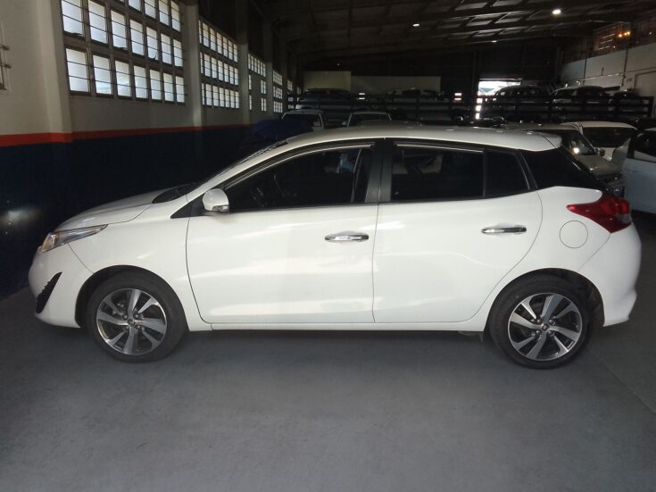 2019 TOYOTA YARIS 1.5 XS 5DR – Left Side Photo