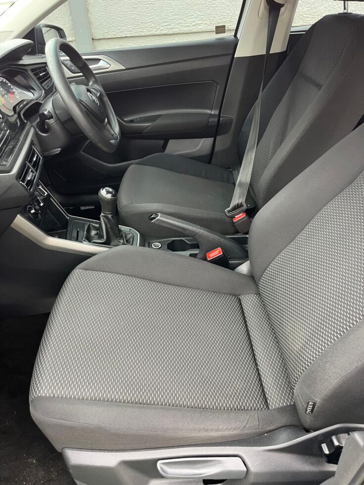 2019VW POLO 16 CONCEPTLINE – Front Seats