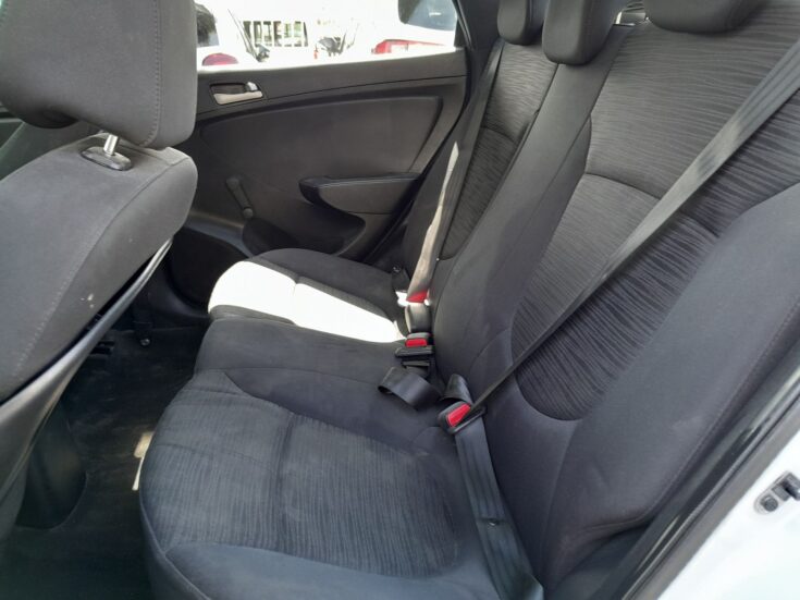 2020 HYUNDAI ACCENT 1.6 GL/MOTION – Rear Seats