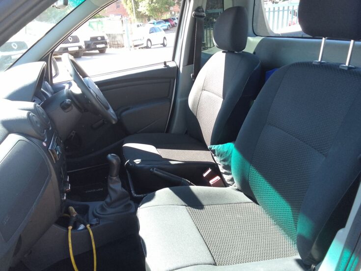 2020 NISSAN NP200 1.6 A/C SAFETY PACK P/U S/C – Rear Seats