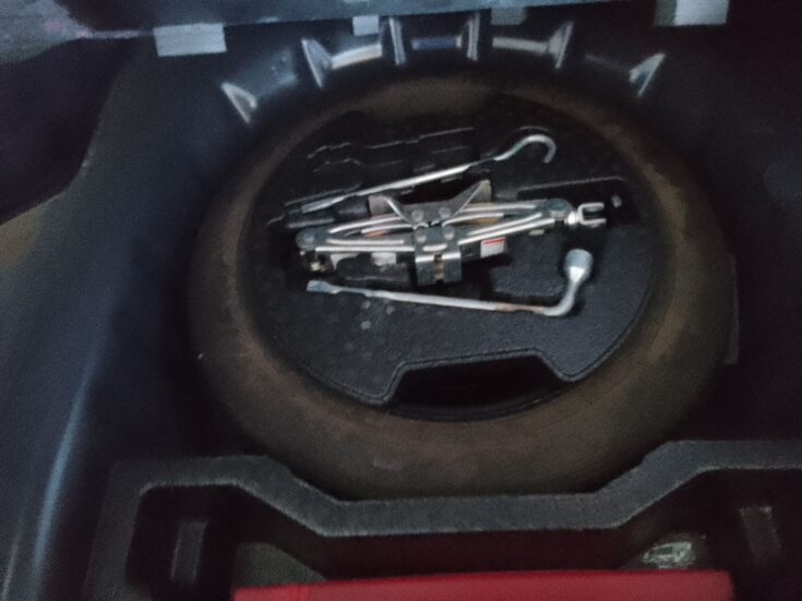 2020 SUZUKI CIAZ 1.5 GL A/T – Spare Wheel