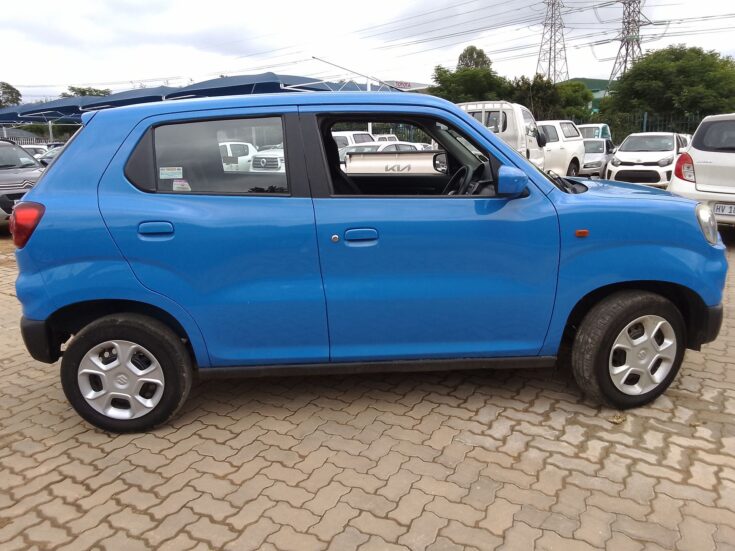 2020 SUZUKI S-PRESSO 1.0 GL+ – Right Side Photo