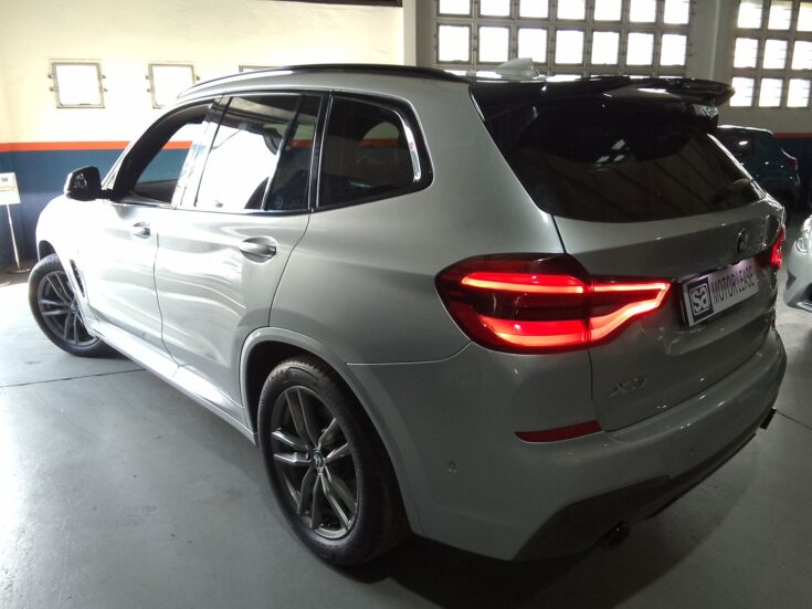 2021 BMW X3 XDRIVE 20D M-SPORT – Back Feature Photo