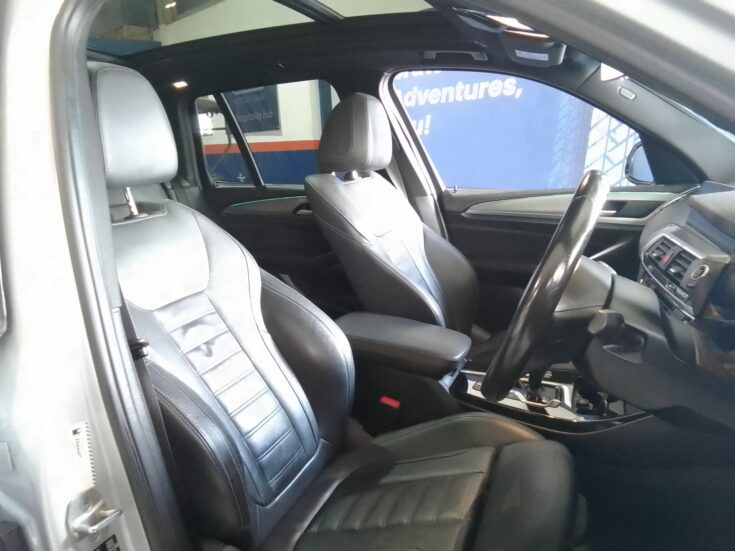 2021 BMW X3 XDRIVE 20D M-SPORT – Front Seats