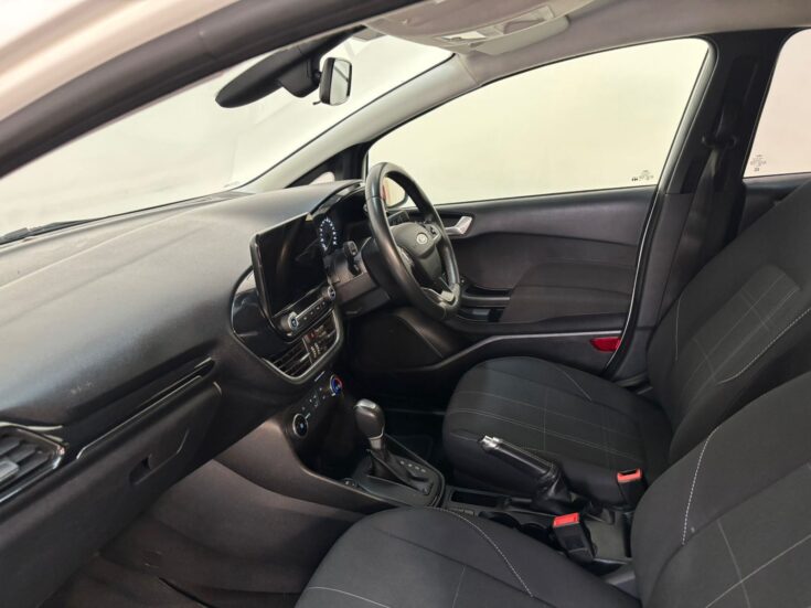 2021 FORD FIESTA 1.0 ECOBOOST TREND 5DR A/T – Front Seats