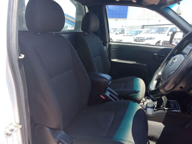 2021 GWM STEED 5 2.2 MPi WORKHORSE P/U S.C – Front Seats