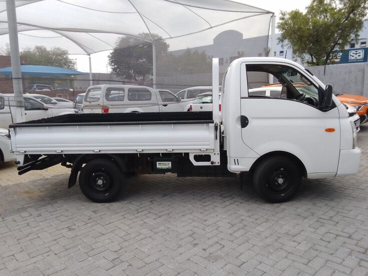 2021 HYUNDAI H100 2.6D A/C F/C D/S – Right Side Photo