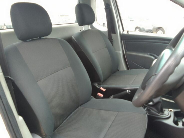 2021 NISSAN NP200 1.5 DCI AC SAFETYC PACK PU SC – Front Seats
