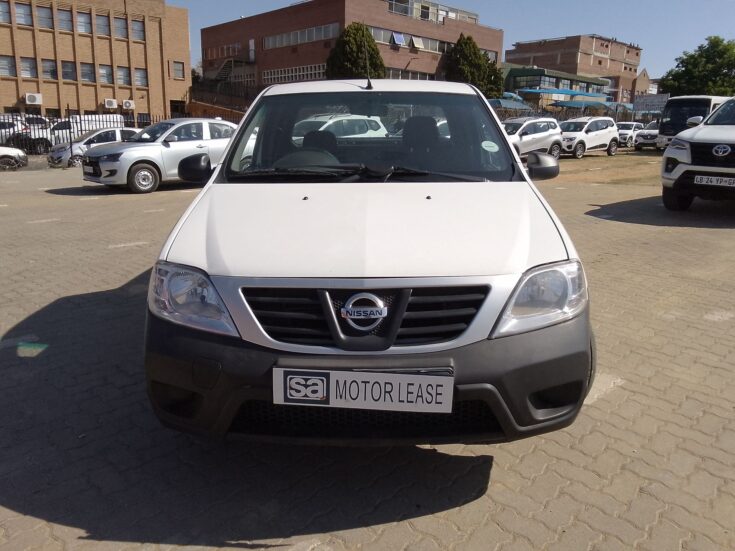 2021 NISSAN NP200 1.6 A/C SAFETY PACK P/U S/C – Front Photo
