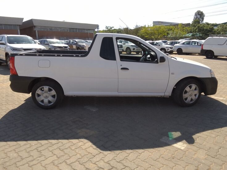 2021 NISSAN NP200 1.6 A/C SAFETY PACK P/U S/C – Right Side Photo