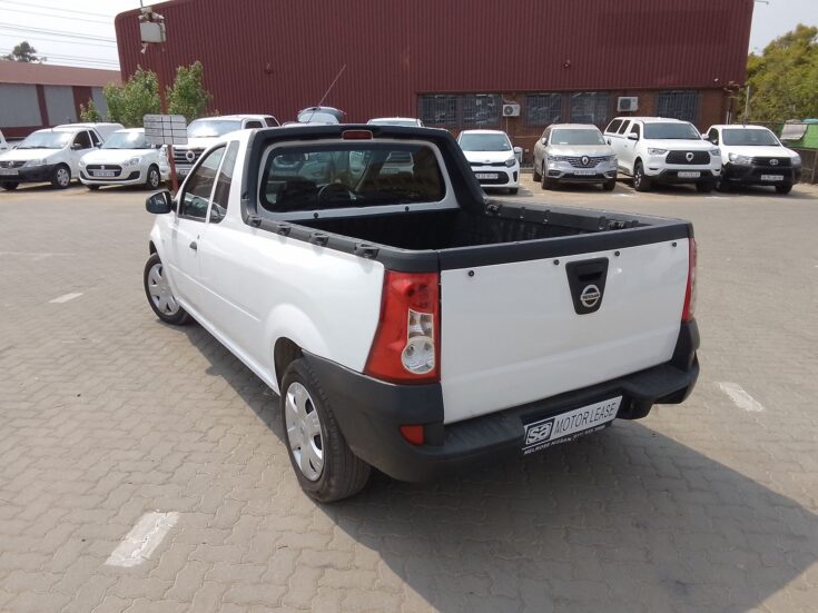 2021 NISSAN NP200 1.6 AC SAFETY PACK PU SC – Back Feature Photo