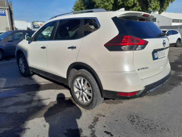 2021 NISSAN X -TRAIL 2.5 ACENTA 4X4 CVT – Back Feature Photo