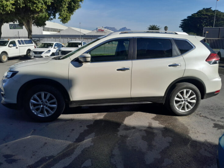 2021 NISSAN X -TRAIL 2.5 ACENTA 4X4 CVT – Left Side Photo