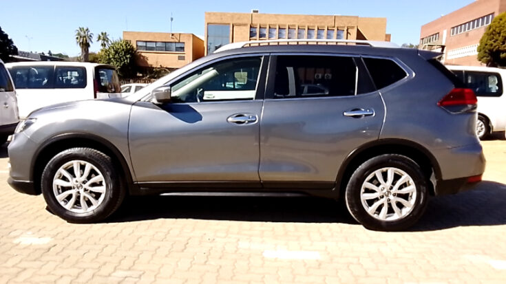 2021 NISSAN XTRAIL 2.5 ACENTA 4X4 CVT – Left Side Photo