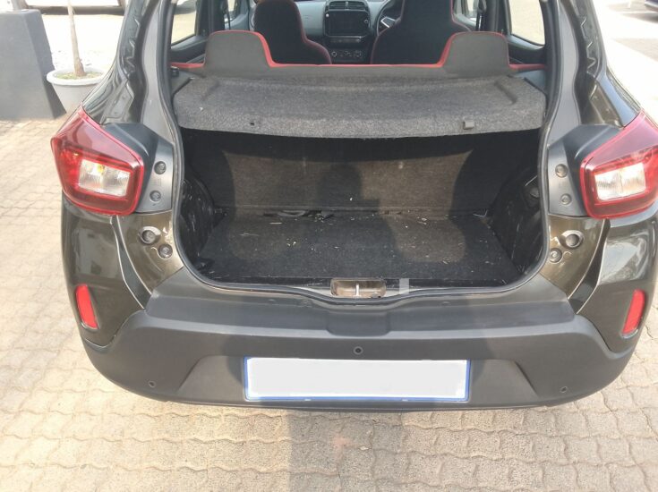 2021 RENAULT KWID DYNAMIQUE MANUAL – Boot / Loadbin