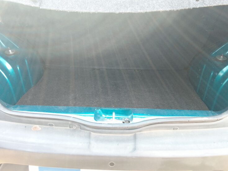 2021 RENAULT KWID DYNAMIQUE MANUAL – Boot / Loadbin