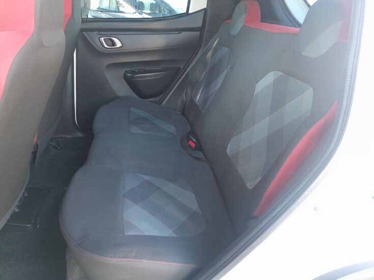 2021 RENAULT KWID DYNAMIQUE MANUAL – Rear Seats
