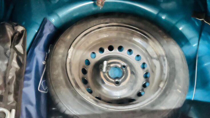 2021 RENAULT KWID DYNAMIQUE MANUAL – Spare Wheel