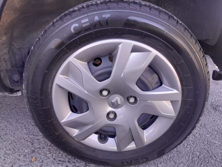2021 RENAULT KWID DYNAMIQUE MANUAL – Wheel Example