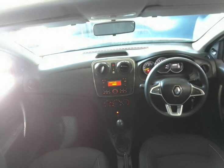 2021 RENAULT SANDERO 900 T EXPRESSION – Dashboard