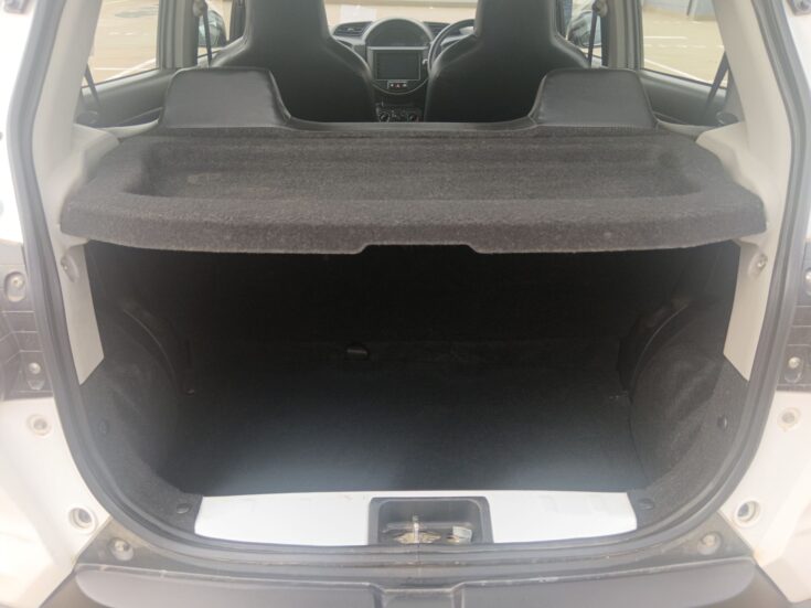 2021 SUZUKI SPRESSO 1.0 GL+ – Boot / Loadbin