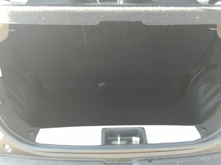 2021 SUZUKI SPRESSO 1.0 GL+ MANUAL – Boot / Loadbin